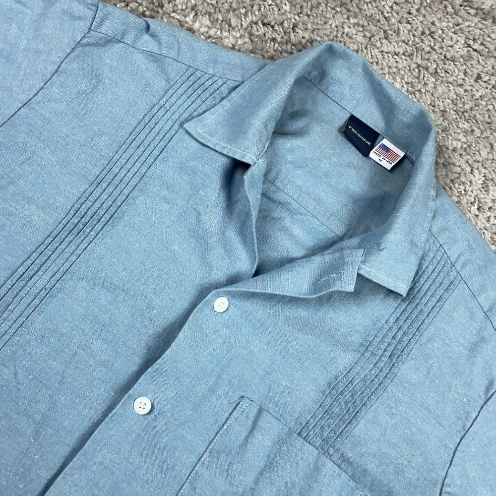 Freshjive Guaya Shirt Mens Size Medium Blue Chambray Short Sleeve Button Up $140